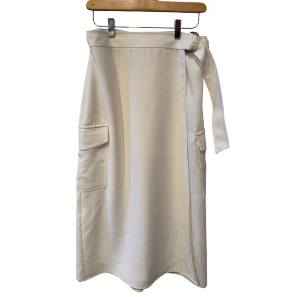 House of Harlow 1960 Dresses & Skirts - House of Harlow 1960 Revolve Wrap Cargo Midi Skirt Cream S